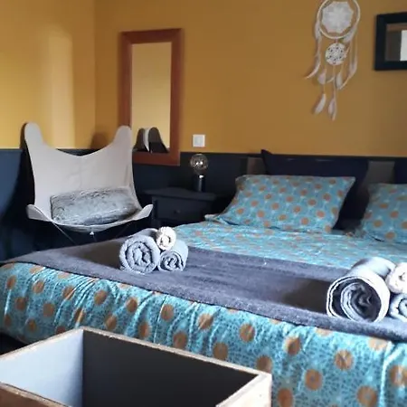 Oda ve Kahvaltı La Mesonnetta Soulignonne